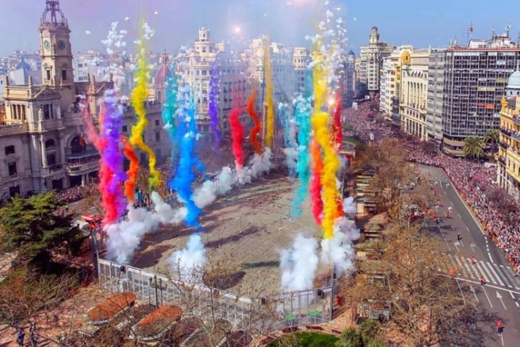 Valencia Las Artes Y Ciencias + Garaje + Netflix Экстерьер фото