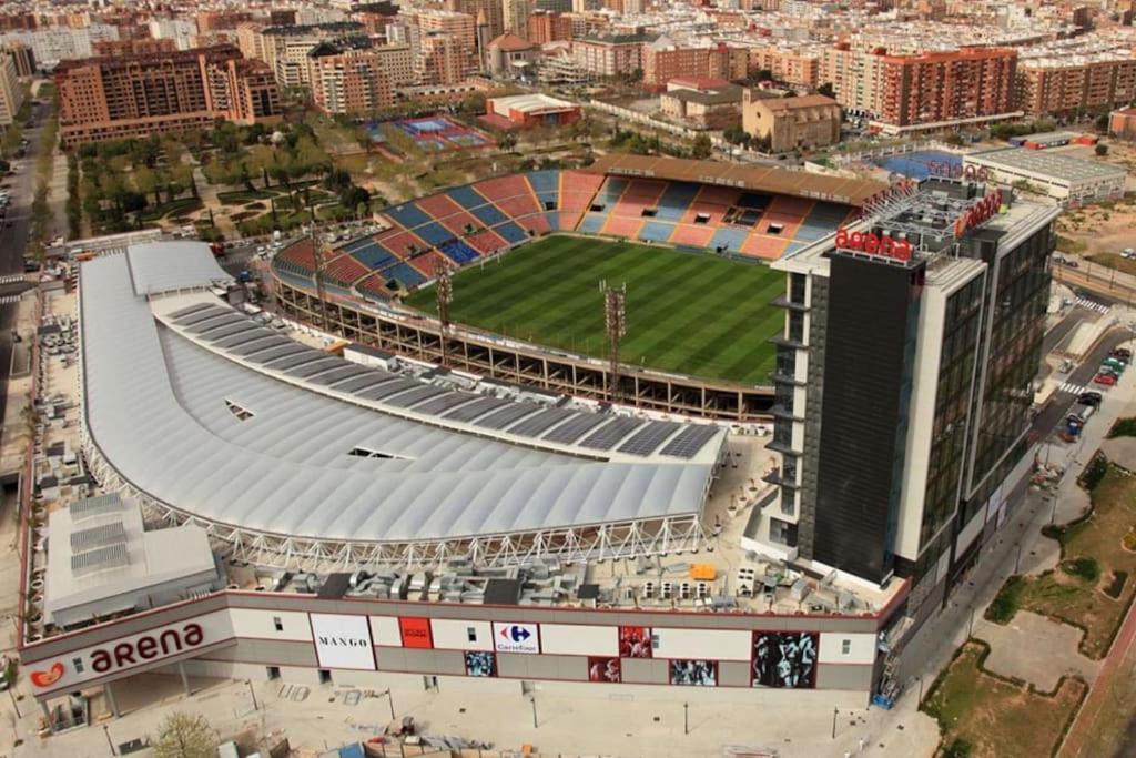 Valencia Las Artes Y Ciencias + Garaje + Netflix Экстерьер фото